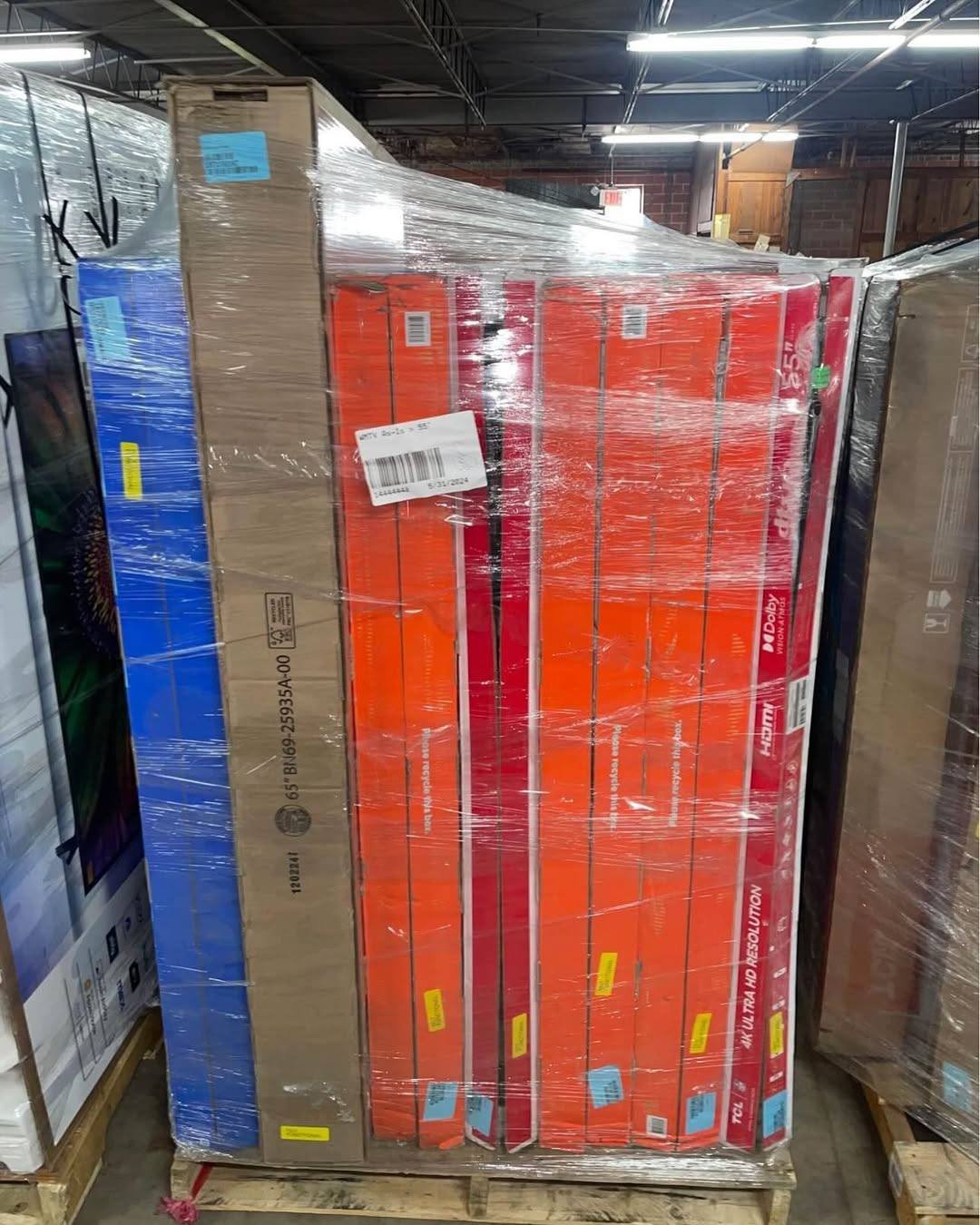 TV Pallet