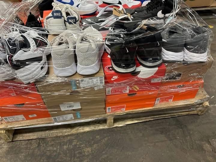 Nike Shoes Pallets for Sale