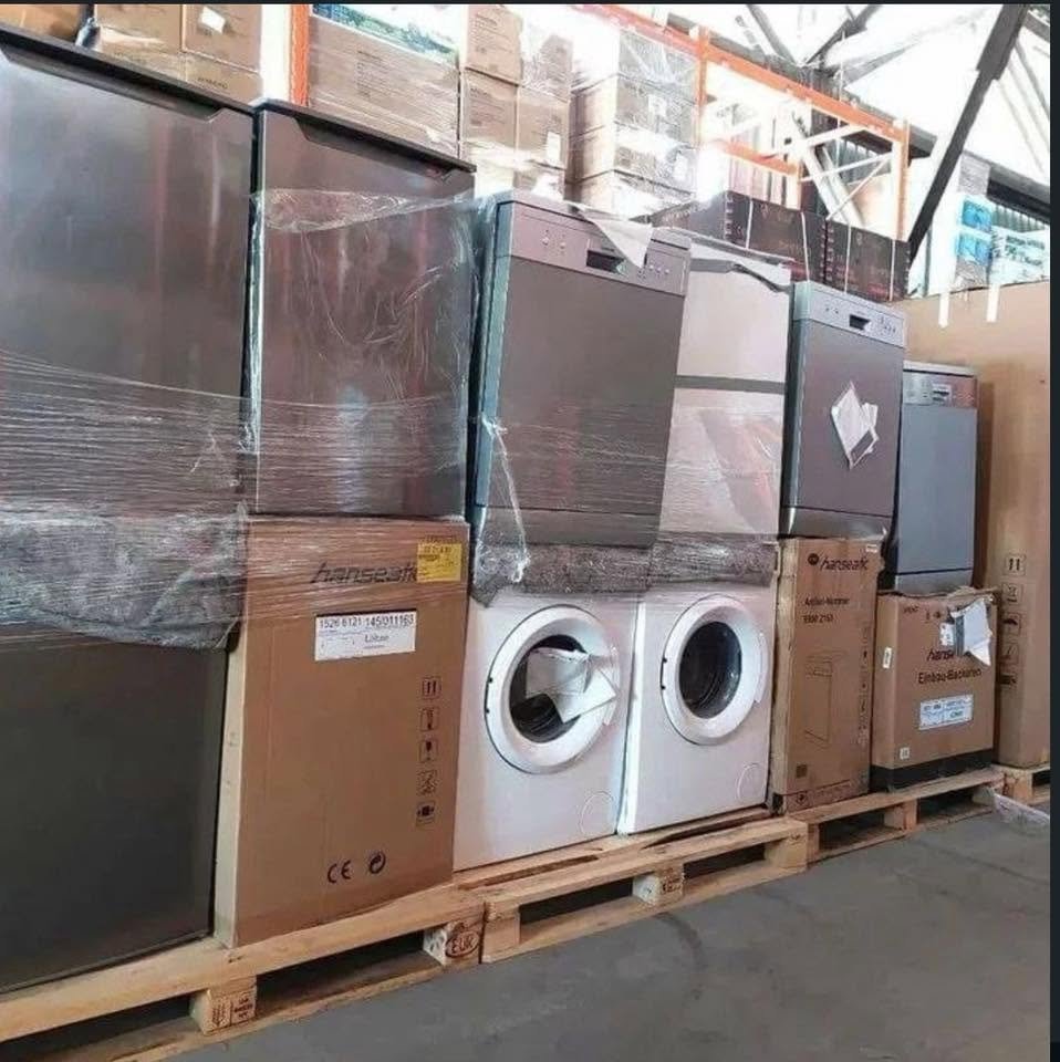 Washer & Dryer Pallets