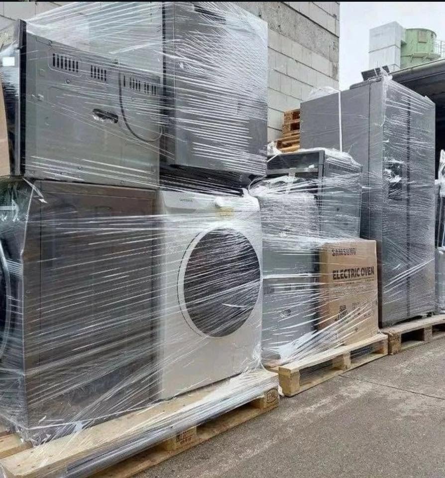 Washer & Dryer Pallets